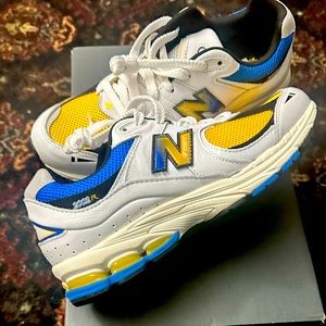 New Balance 2002R
Vibrant Apricot size 8 W